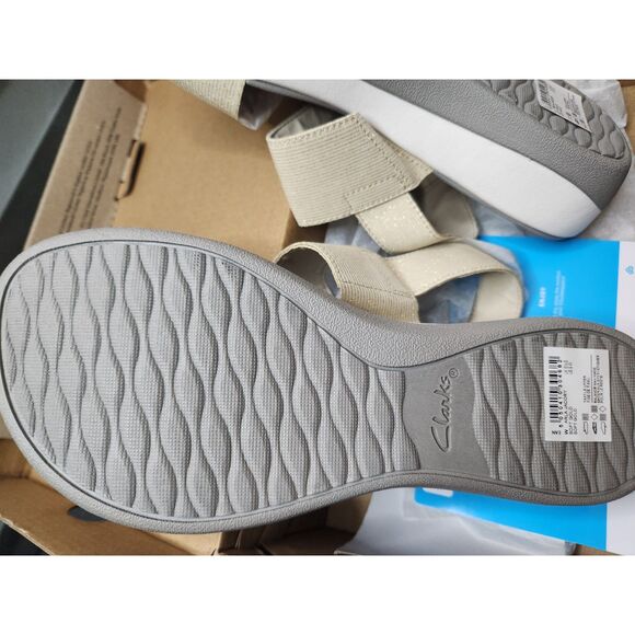 Clarks Arla Jacory Women's open toe sandals Size 9 Wide Soft Gold - Picture 7 of 7